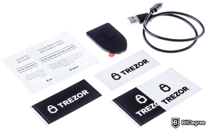 Revisió Trezor Model T: dins de la caixa del Trezor Model T.